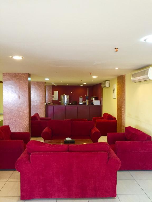 Raoum Inn Arar Exterior photo