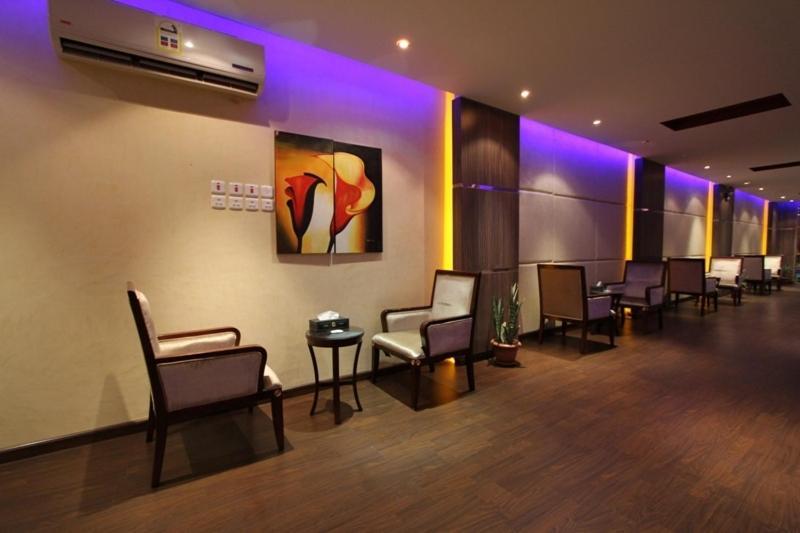 Raoum Inn Arar Exterior photo